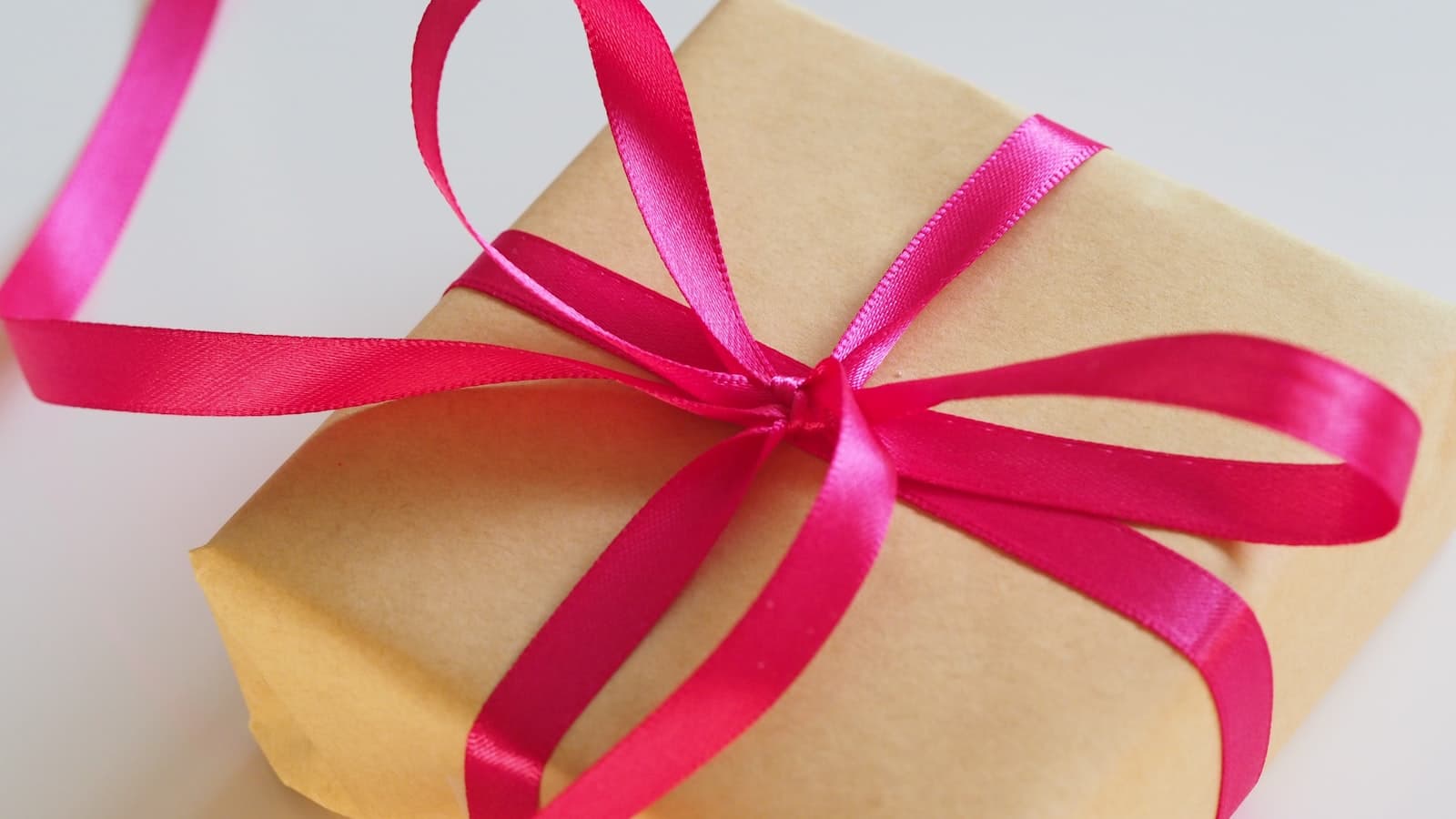 Gift box with electronics accessories